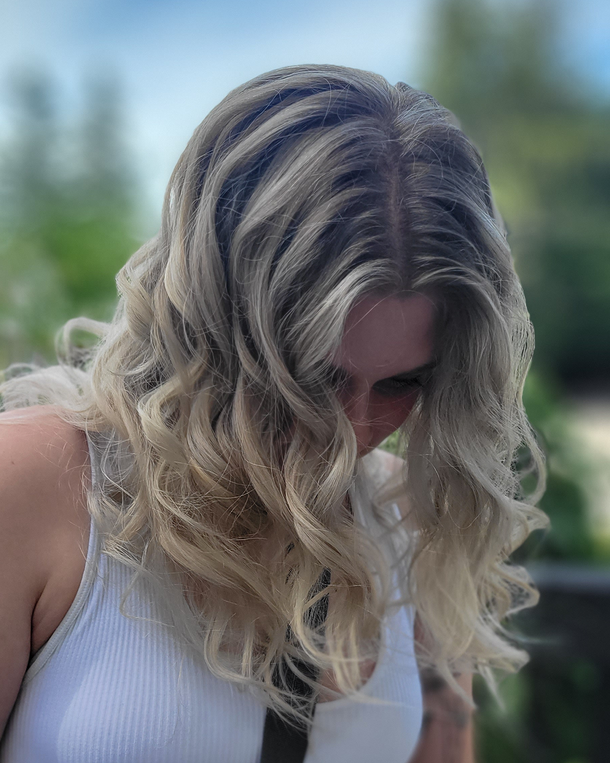 light blonde medium length hair curls