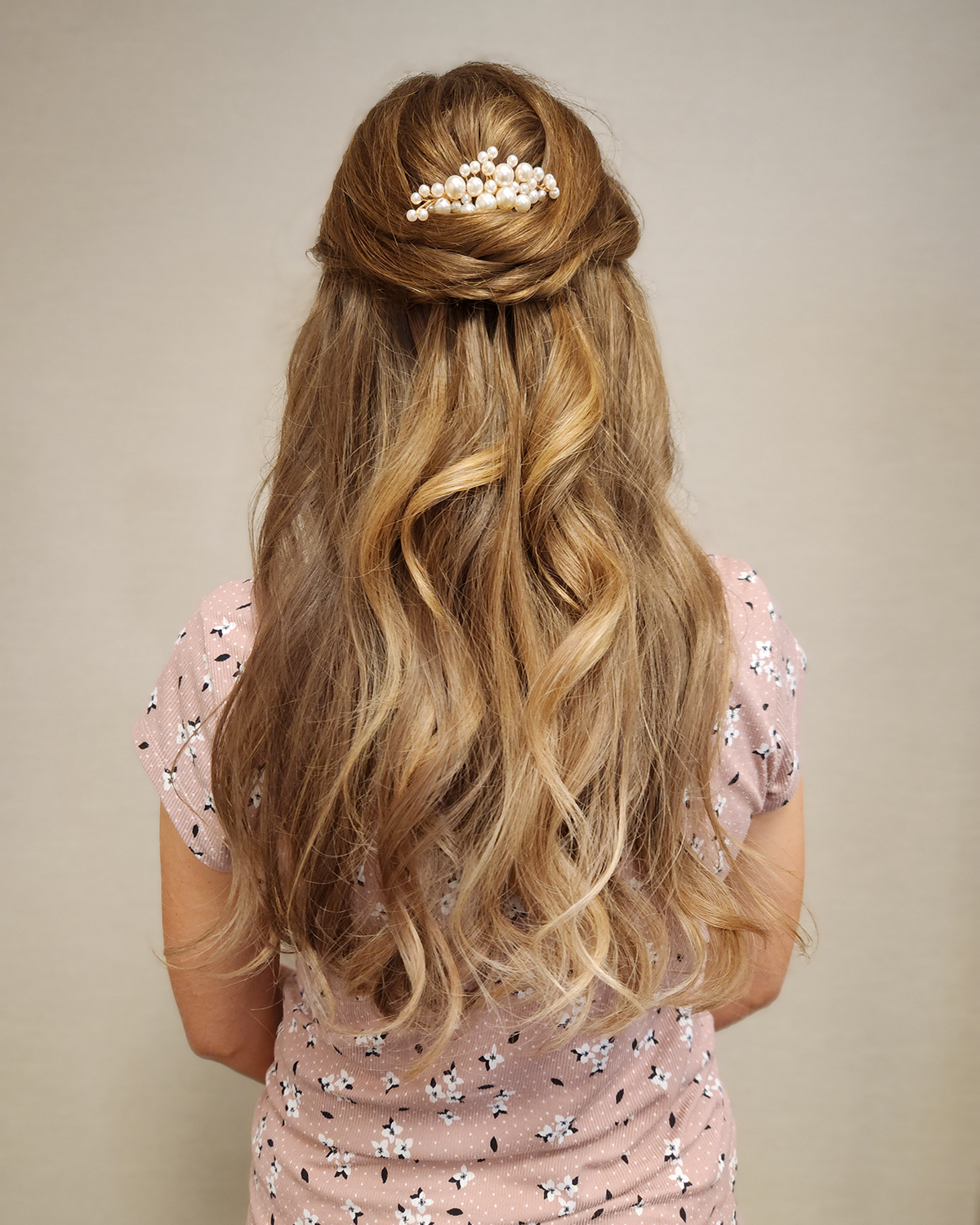 light blonde long hair styled
